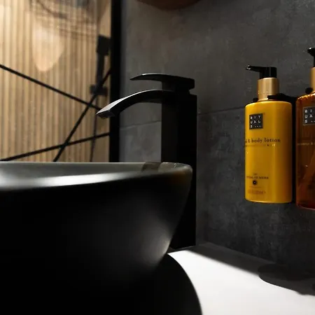 公寓 Soni Exclusive 305 Plaza With Private Parking & Self Check-in *