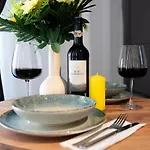 Soni Exclusive 305 Plaza With Private Parking & Self Check-in 아파트