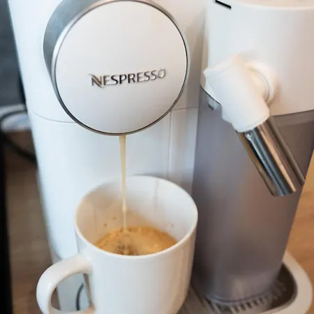 Soni Exclusive 305 Plaza With Private Parking & Self Check-in דירה *