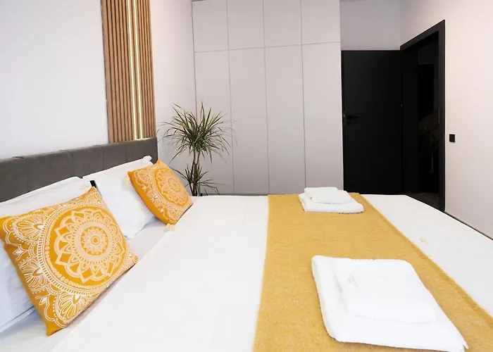 Soni Exclusive 305 Plaza With Private Parking & Self Check-in Apartman *