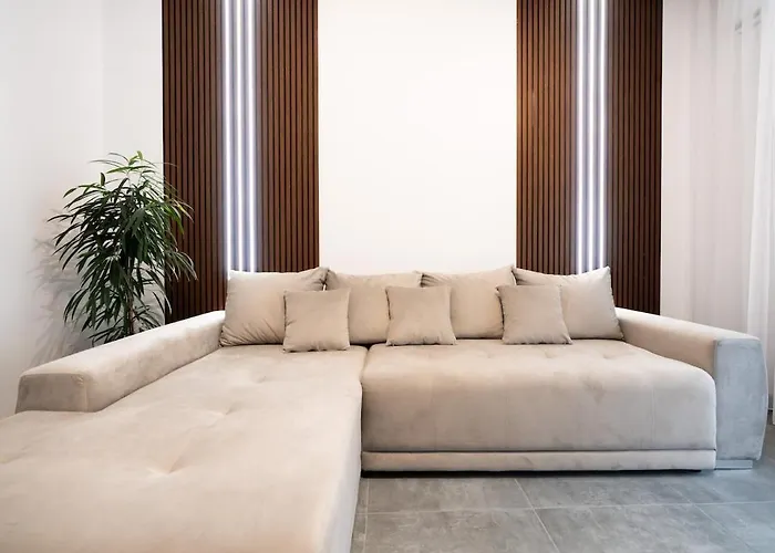 Soni Exclusive 305 Plaza With Private Parking & Self Check-in Apartment Bucharest