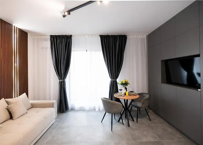 Soni Exclusive 305 Plaza With Private Parking & Self Check-in * Bukarest